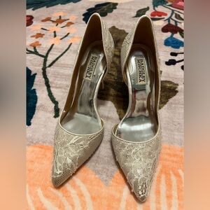 NEW Badgley Mischka Beige Lace Heels Pumps- wedding, engagement, bridesmaid